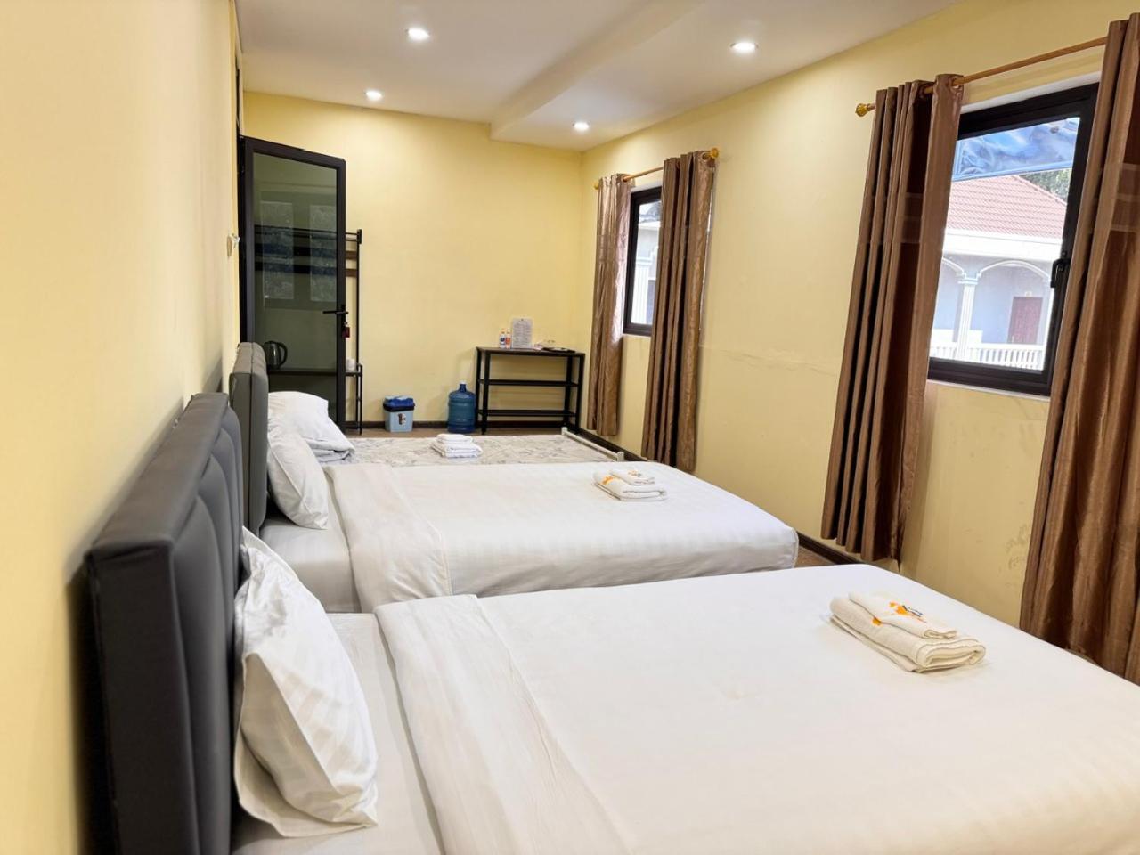 Yula Hotel Thatluang В'єнтьян Екстер'єр фото